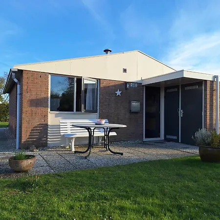 Rekerlanden 210 *